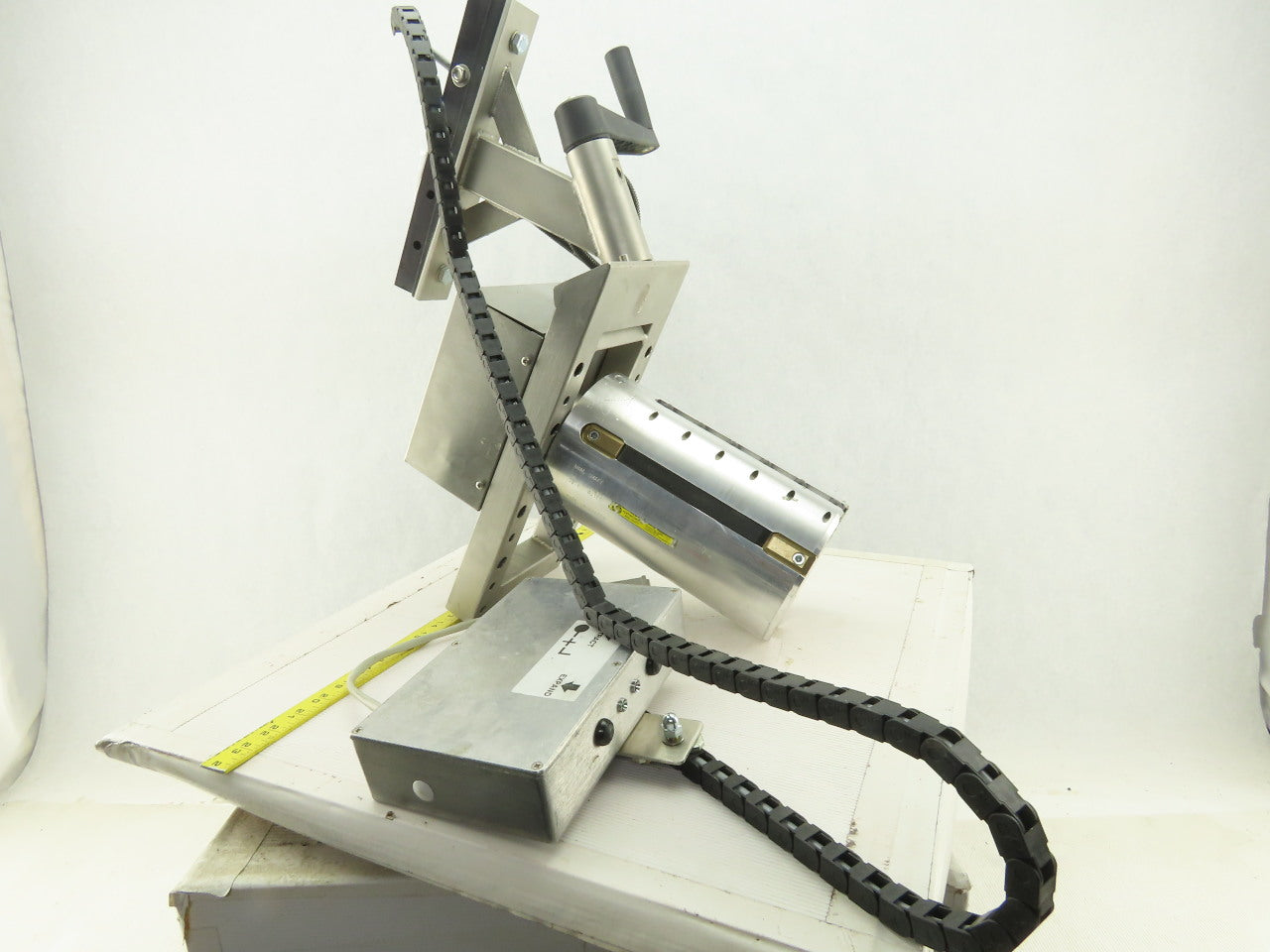 Hofpartner AB AMAL 62180 Expanding Core Shaft Rotating Manual Lifter 146mm Core