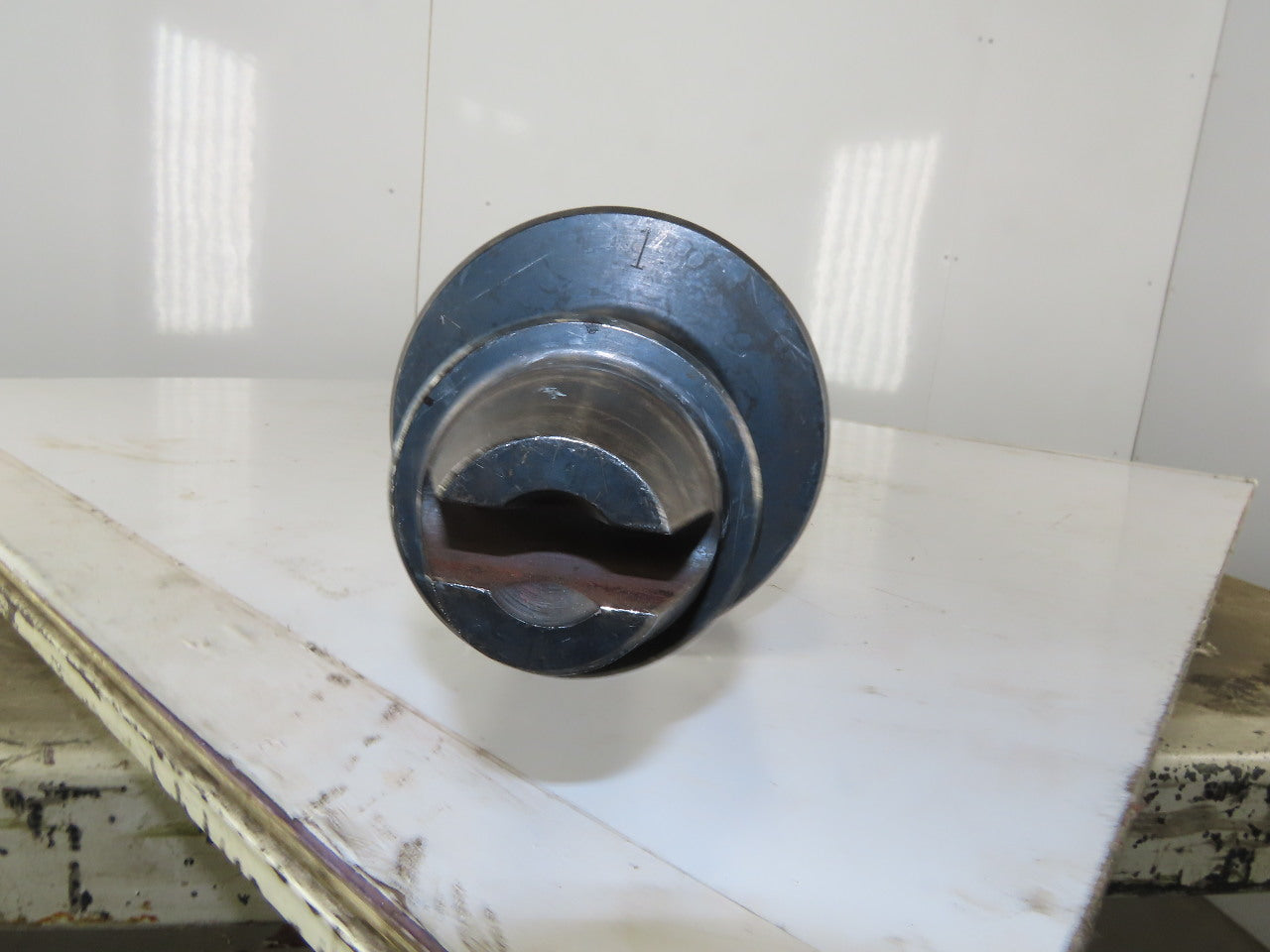 Double E Duralight 6" OD x 48" Face Aluminum Expanding Web Roll Core Shaft