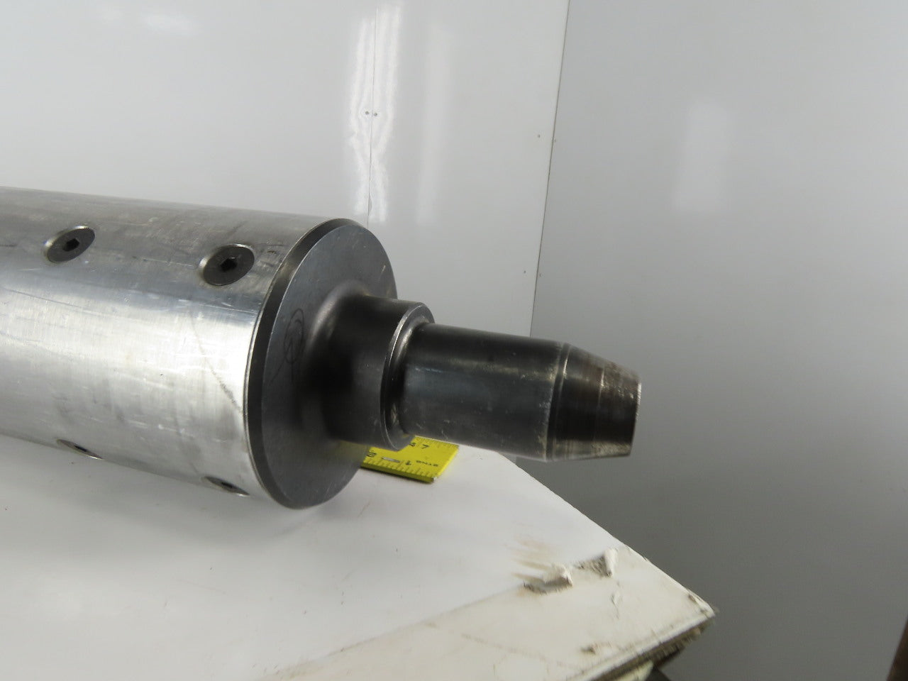 Double E Duralight 6" OD x 48" Face Aluminum Expanding Web Roll Core Shaft