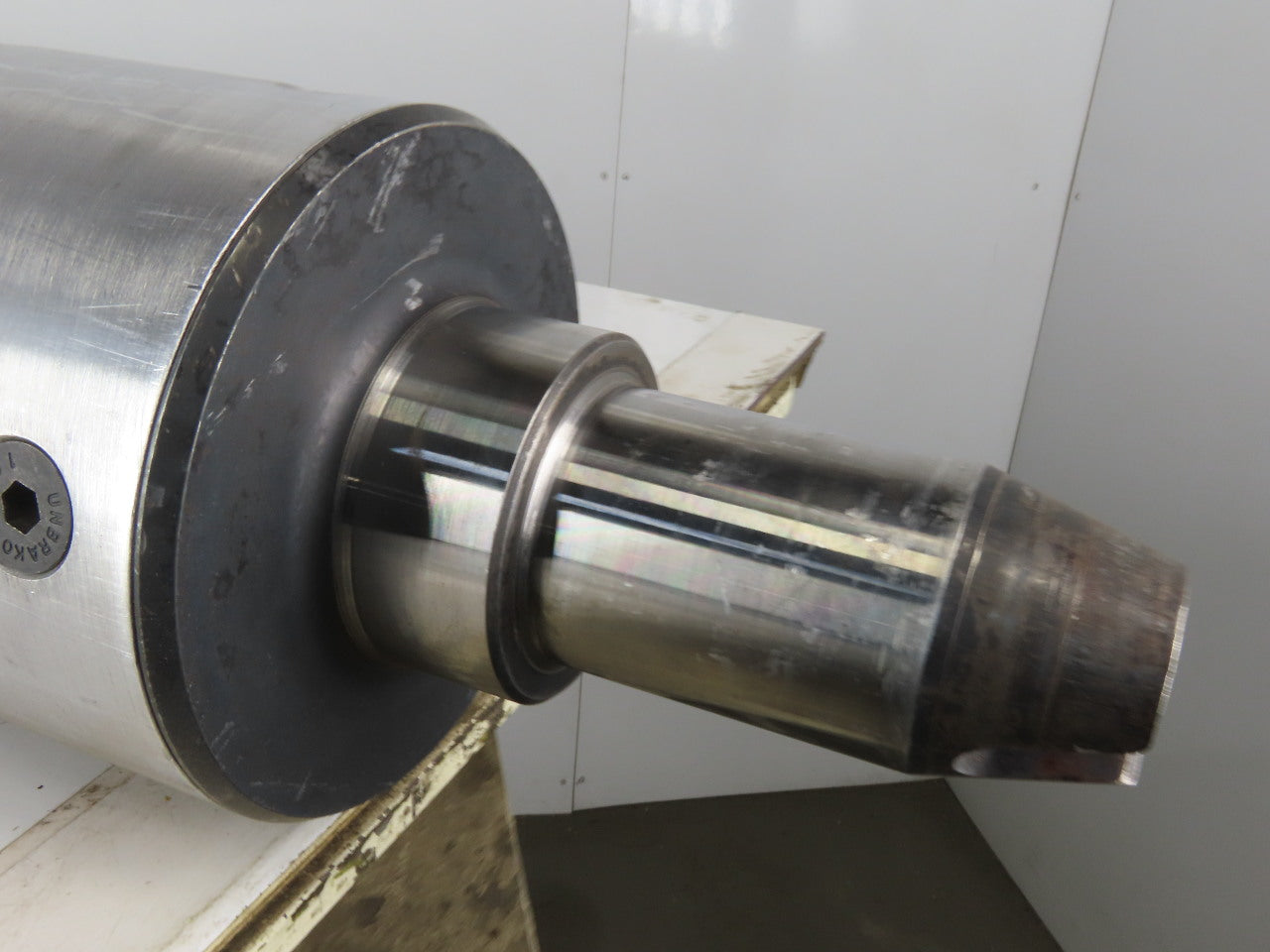 Double E Duralight 6" OD x 48" Face Aluminum Expanding Web Roll Core Shaft