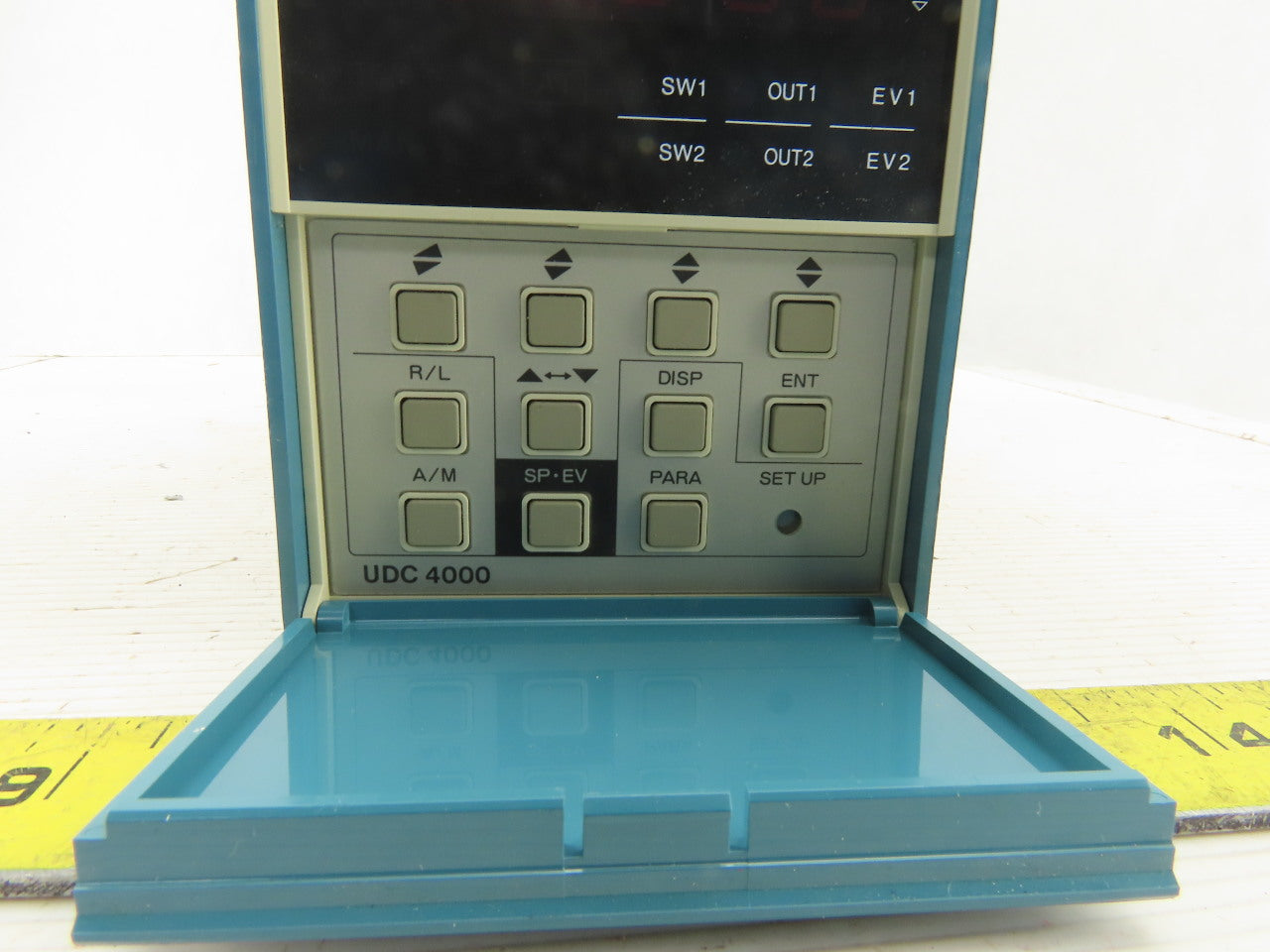 Honeywell DC40005GLN2400400 UDC 4000 Temperature Controller 120/240V