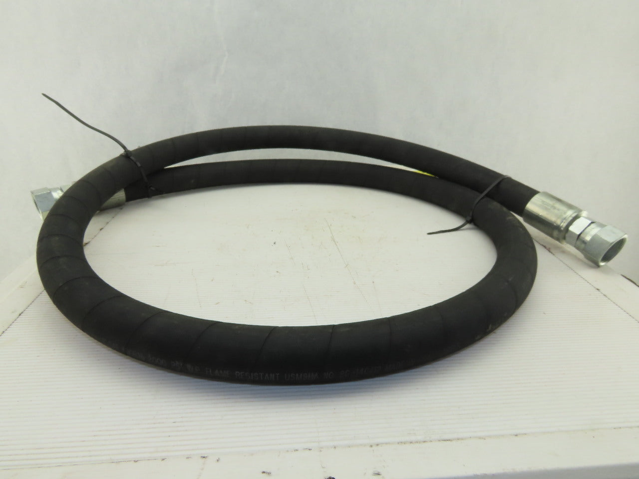 SAE 100R16 Medium Pressure 2000PSI Hydraulic Hose  90" OAL Swivel Ends -16 1"-11