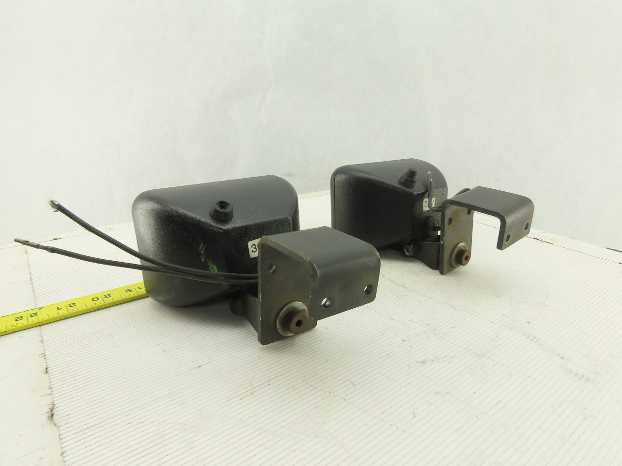 Speaker 36V Incandescent Forklift Order Picker Task Light Lot Of 2