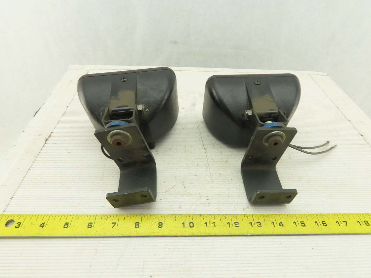 Speaker 36V Incandescent Forklift Order Picker Task Light Lot Of 2