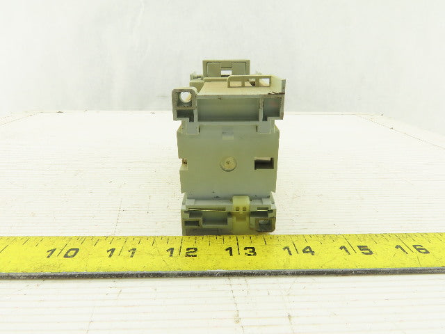 Allen Bradley 700-CF220D 690V 25A Contactor Relay Auxiliary Contact 24VDC Coil
