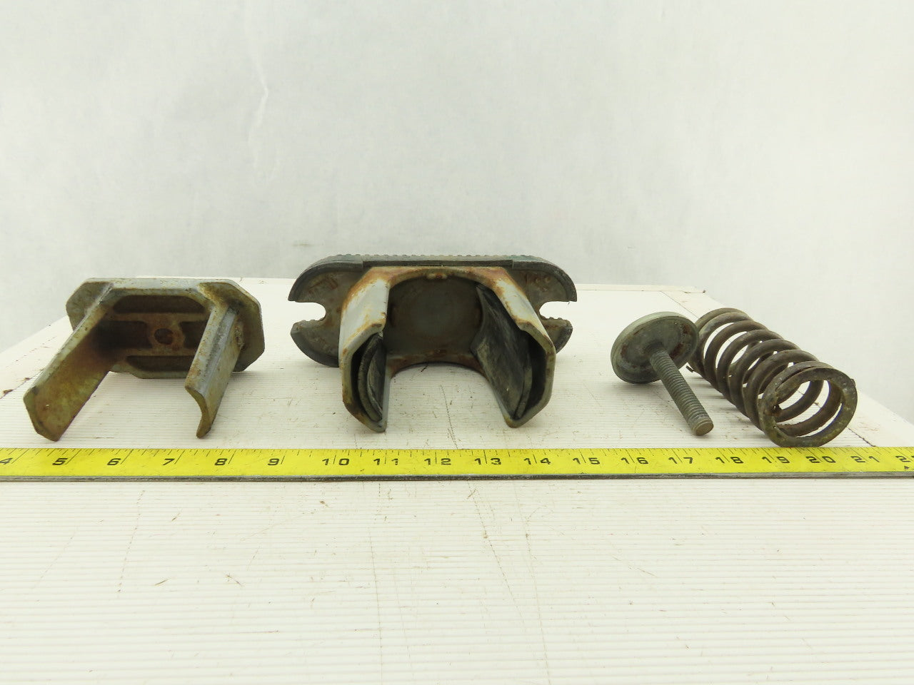 VMC-1 1/2-13 x 3" Brown Spring Stud Machine Leveling Pad 5-1/2" Tall