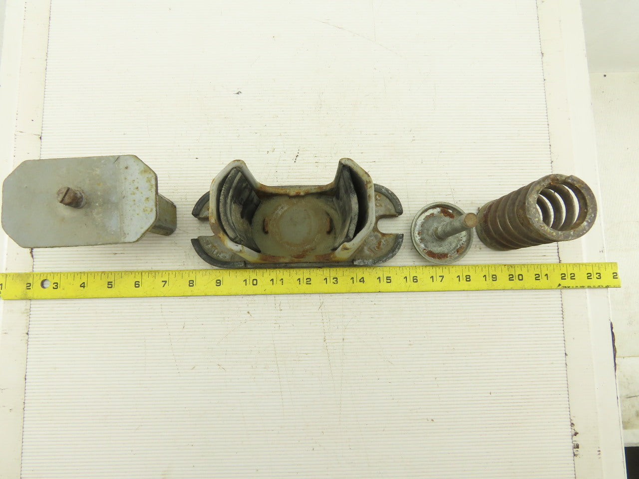 VMC-1 1/2-13 x 3" Brown Spring Stud Machine Leveling Pad 5-1/2" Tall