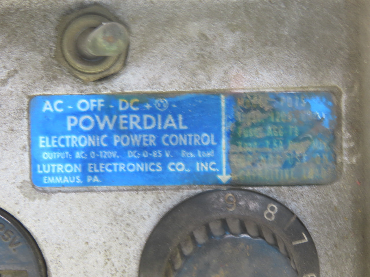 Lutron Model PD75 Powerdial 0-120V AC 0-85VDC Transformer Power Supply Control