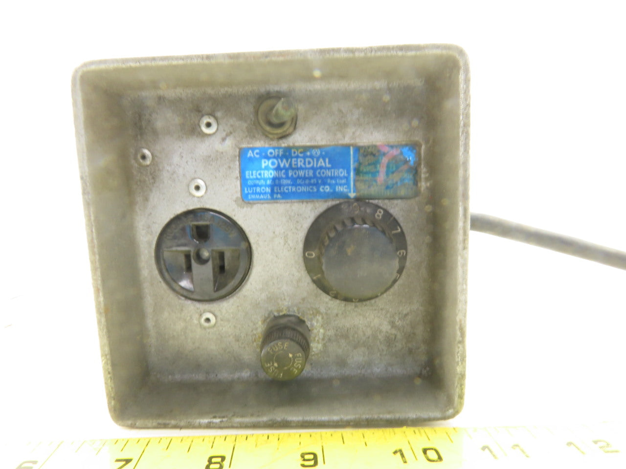 Lutron Model PD75 Powerdial 0-120V AC 0-85VDC Transformer Power Supply Control