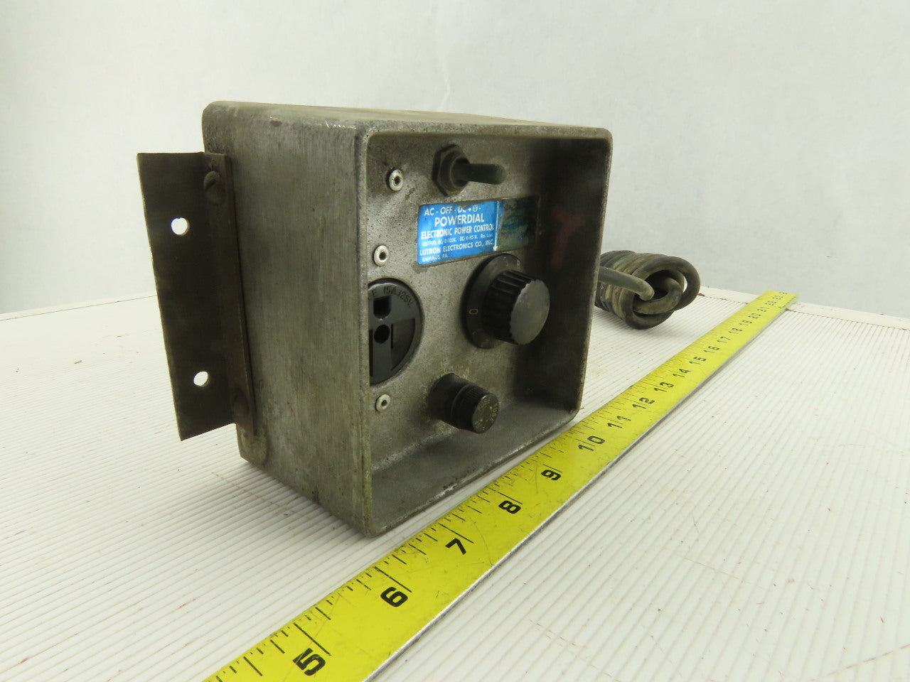 Lutron Model PD75 Powerdial 0-120V AC 0-85VDC Transformer Power Supply Control