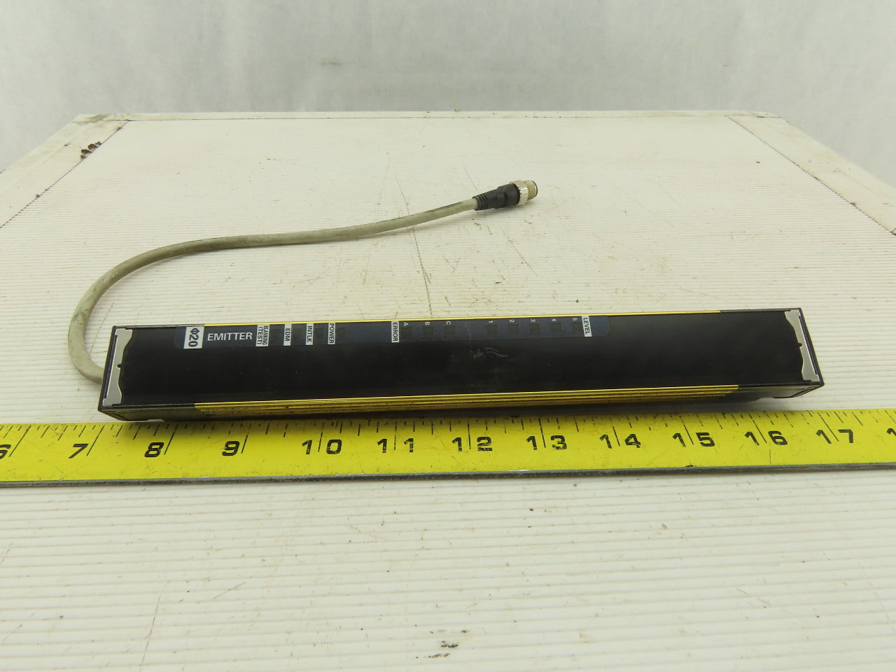 Omron F3SJ-A0245P20-L Safety Light Curtain Emitter Type 4 ESPE 24VDC