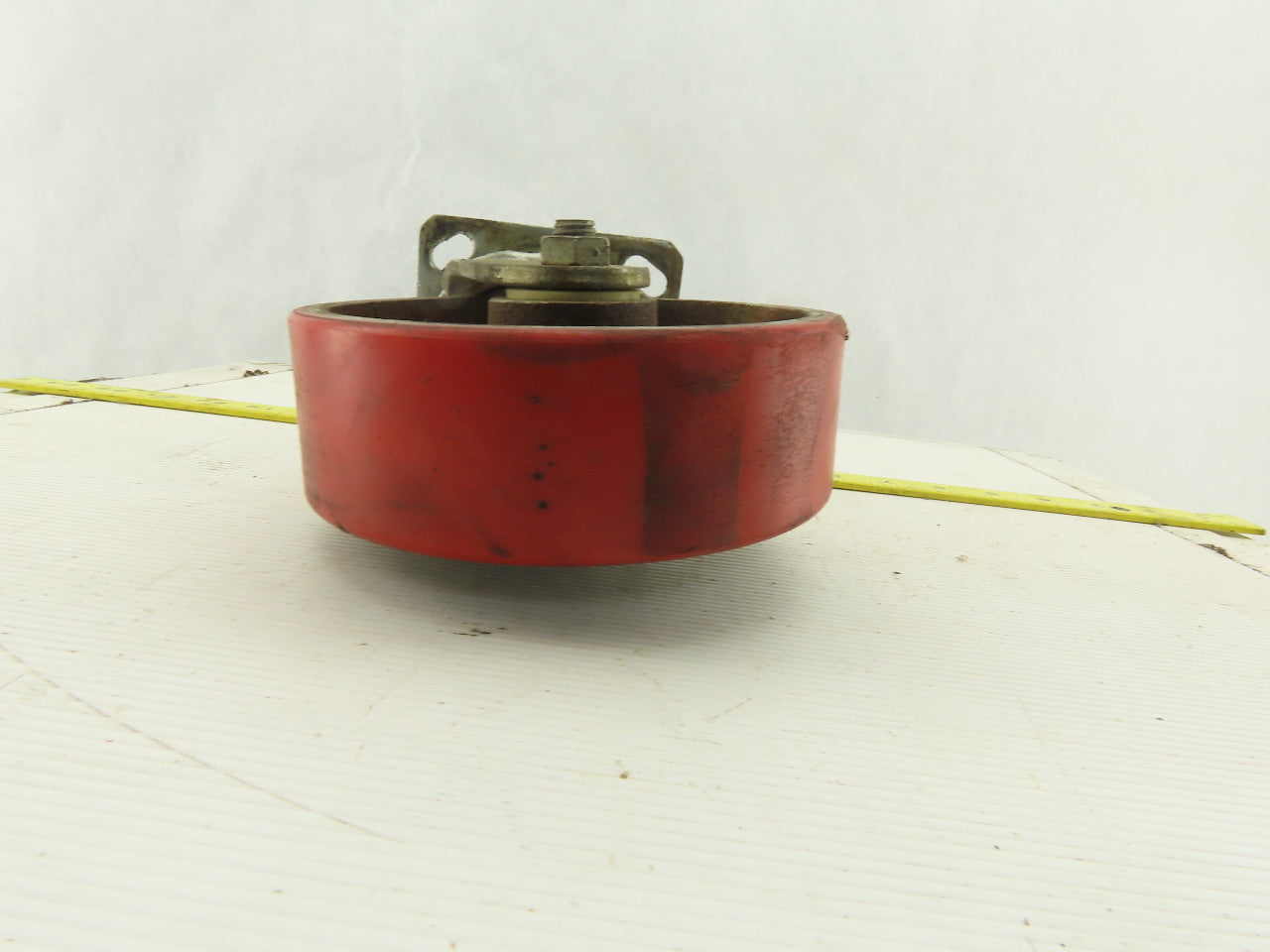6" x 2" Rubber Over Cast Iron Swivel Caster Plate Mount
