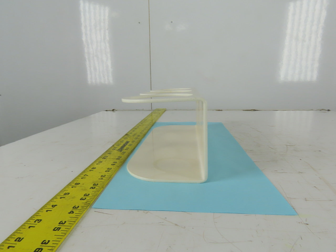 AK 3MGU4 1000mL Squeeze Bottle Laboratory Holder Holds 3 Bottles