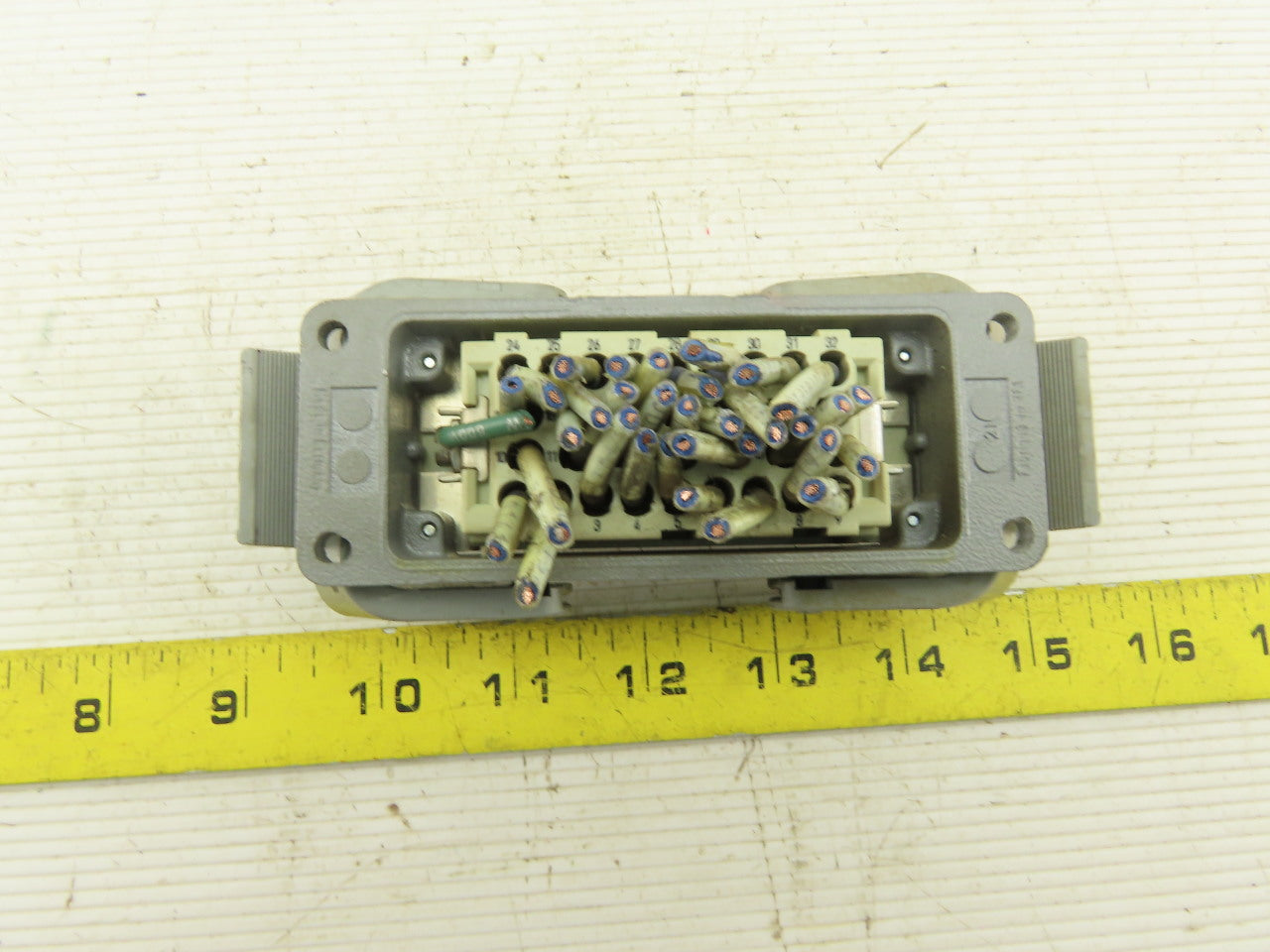 Harting Panel Mount Female 32 Conductor 2 Lever Cam Lock Plug End