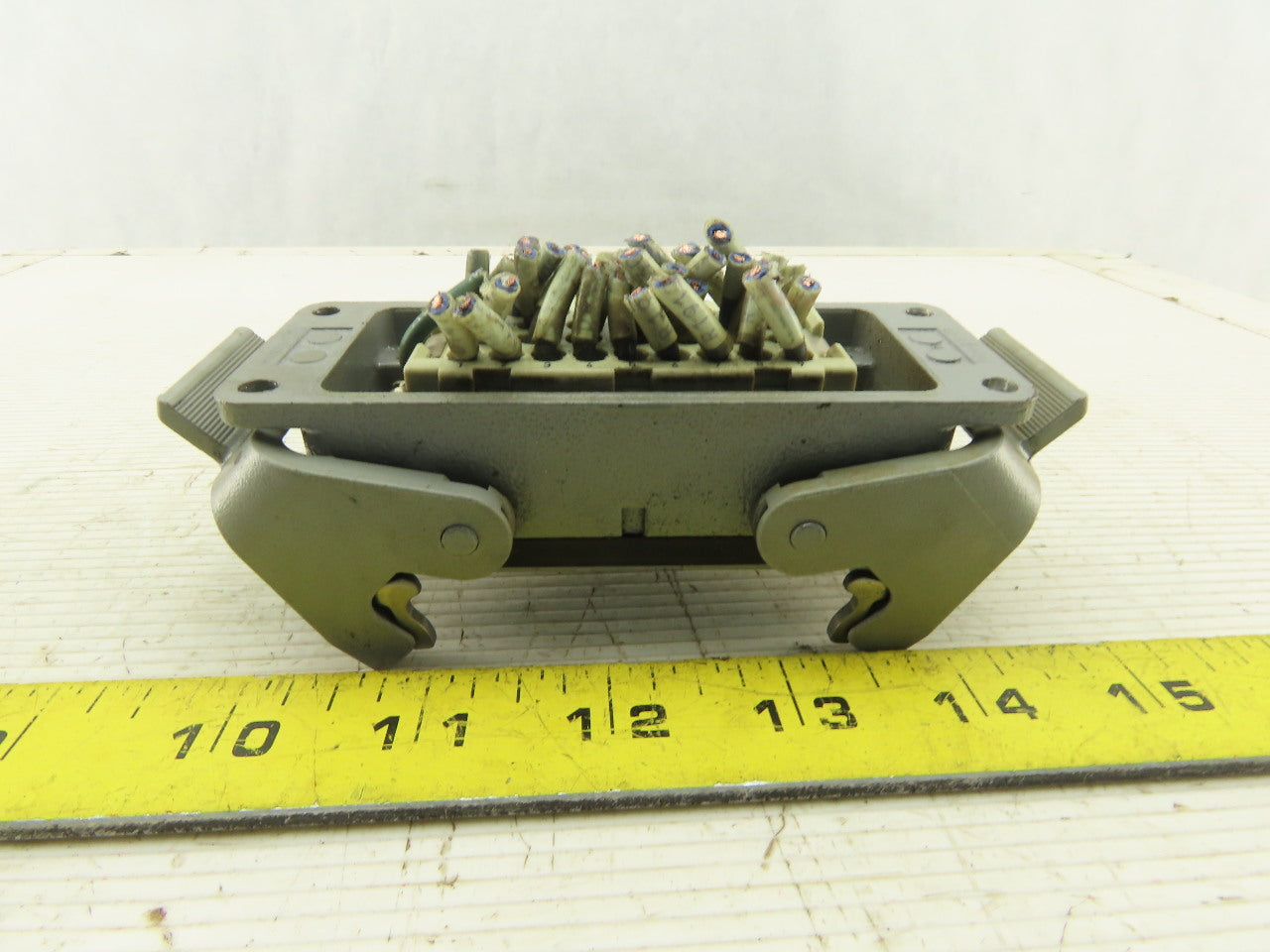 Harting Panel Mount Female 32 Conductor 2 Lever Cam Lock Plug End