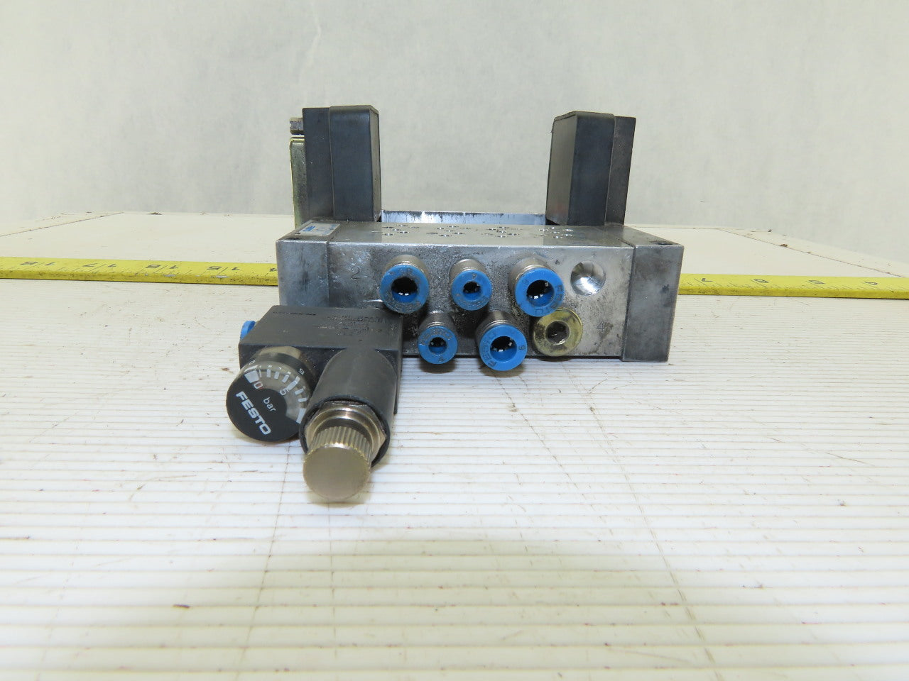 Festo VIMP-MINI-1/8-4-SA Pneumatic Valve Manifold Block