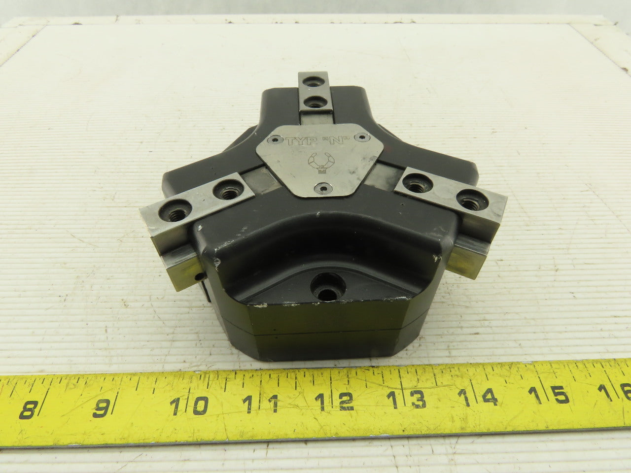 Sommer Automatic GD310 3 Jaw Concentric Pneumatic Gripper 11mm Stroke Per Jaw
