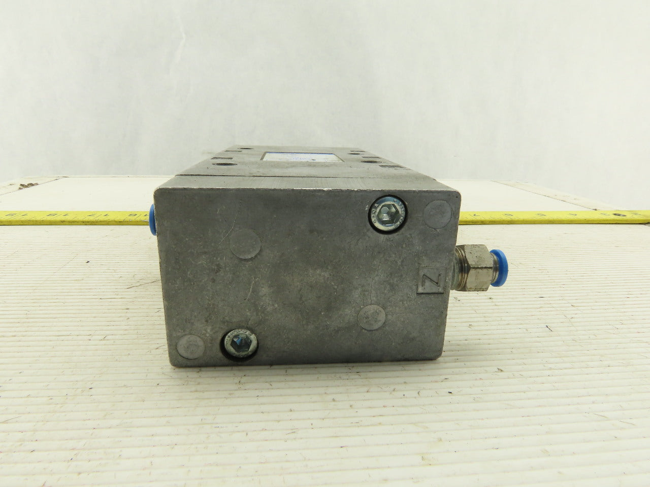 Festo VL-5-1/2 Pneumatic Control Valve