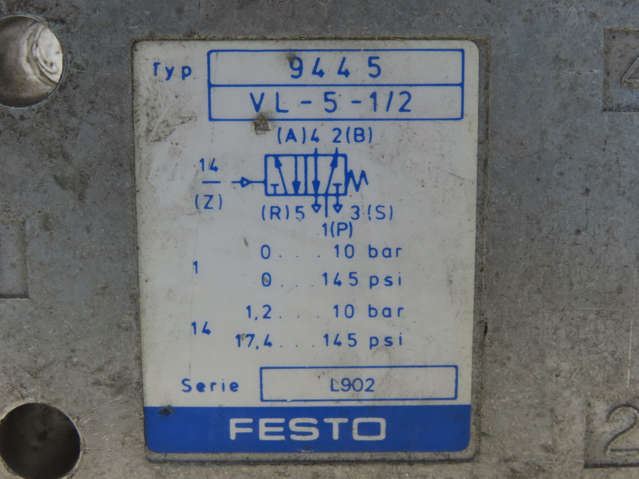 Festo VL-5-1/2 Pneumatic Control Valve