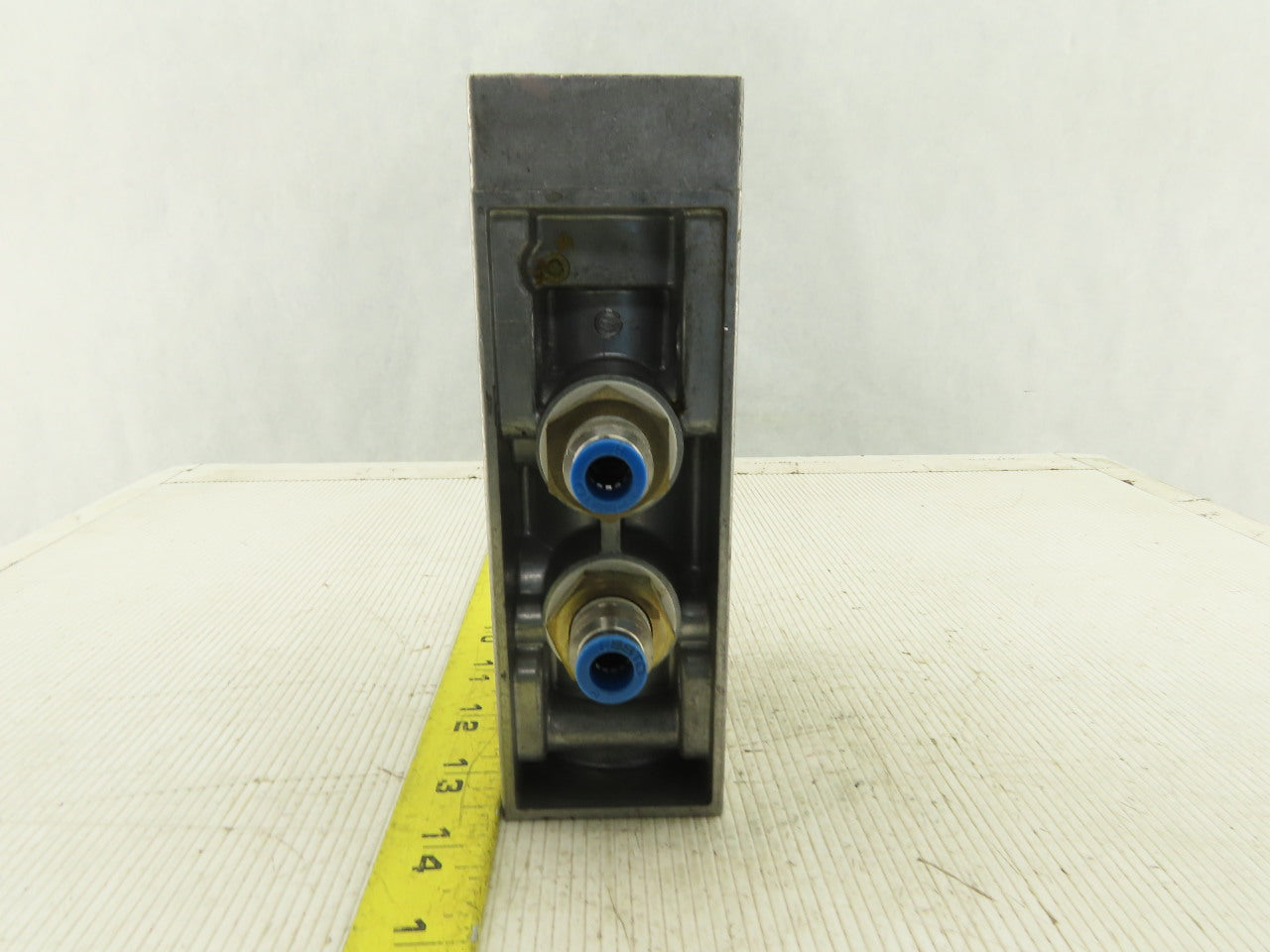 Festo VL-5-1/2 Pneumatic Control Valve