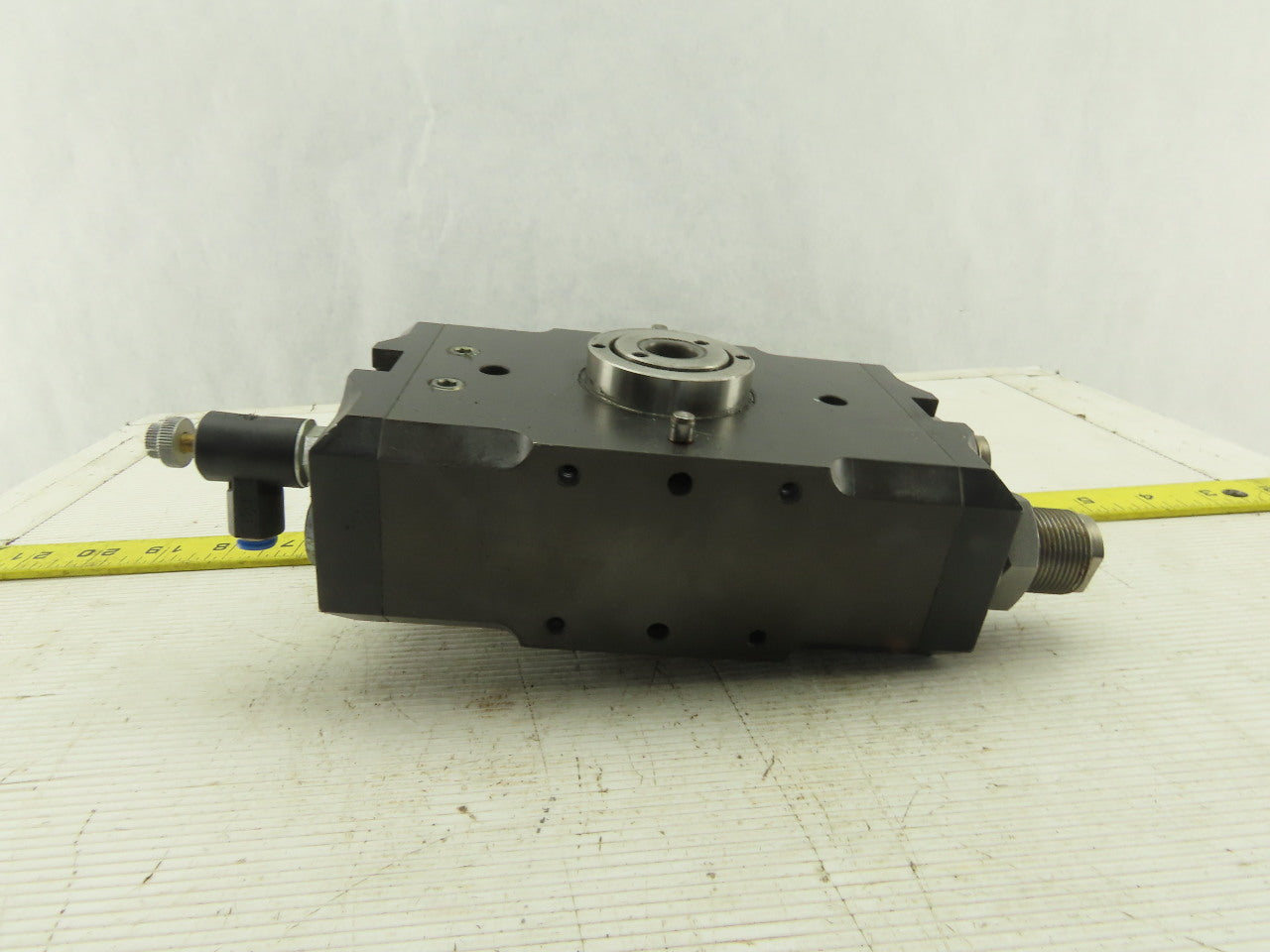 Sommer SF 100-90N Pneumatic Rotary Actuator 90°