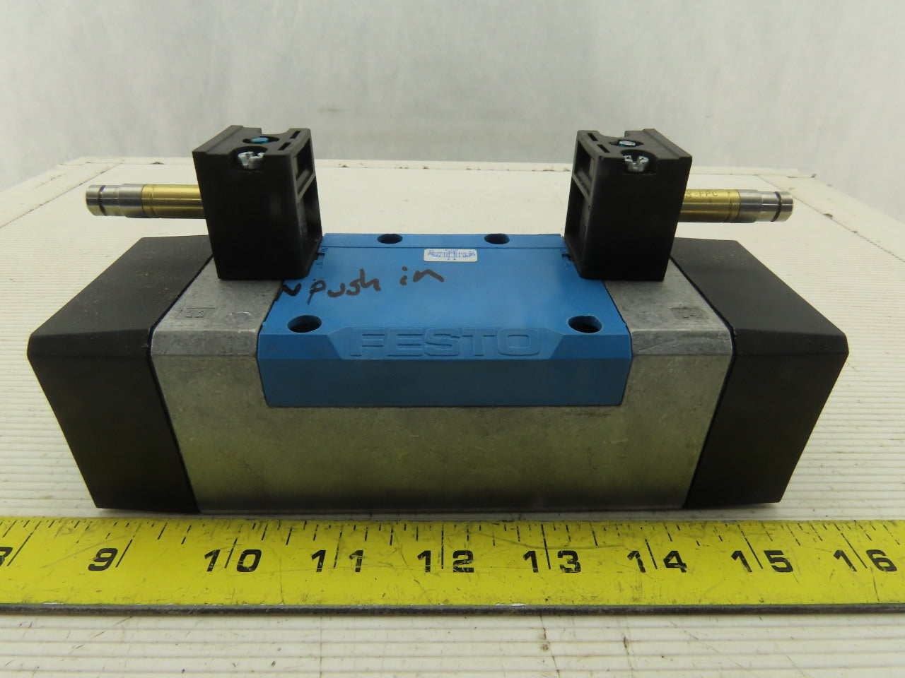 Festo MN1H-5/3E-D-3-C 5/3 Position Closed Center Pneumatic Valve