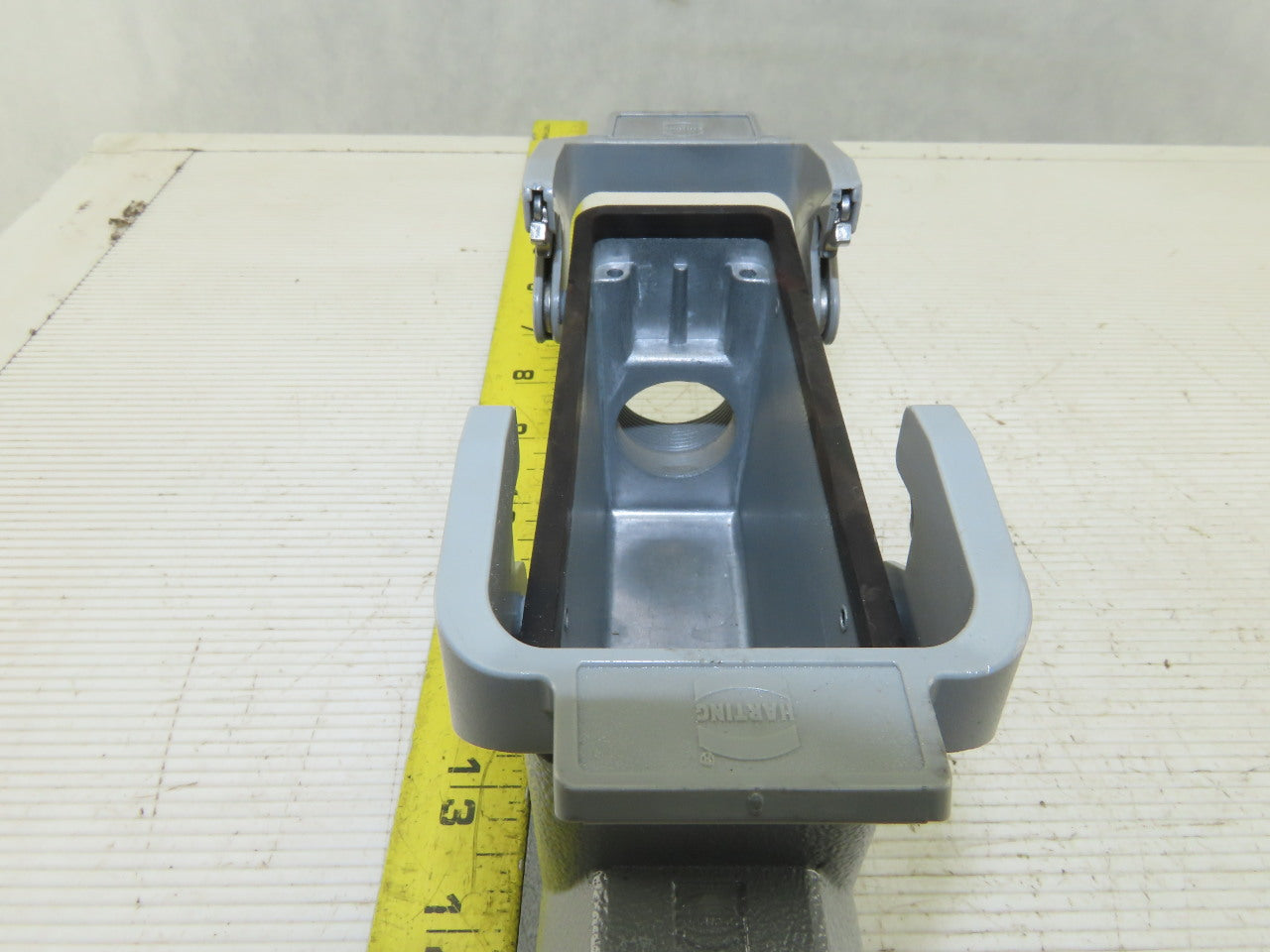 Harting 2E Surface Mount Housing One End Threaded Lever Lock 4-1/2" x 1-1/2"