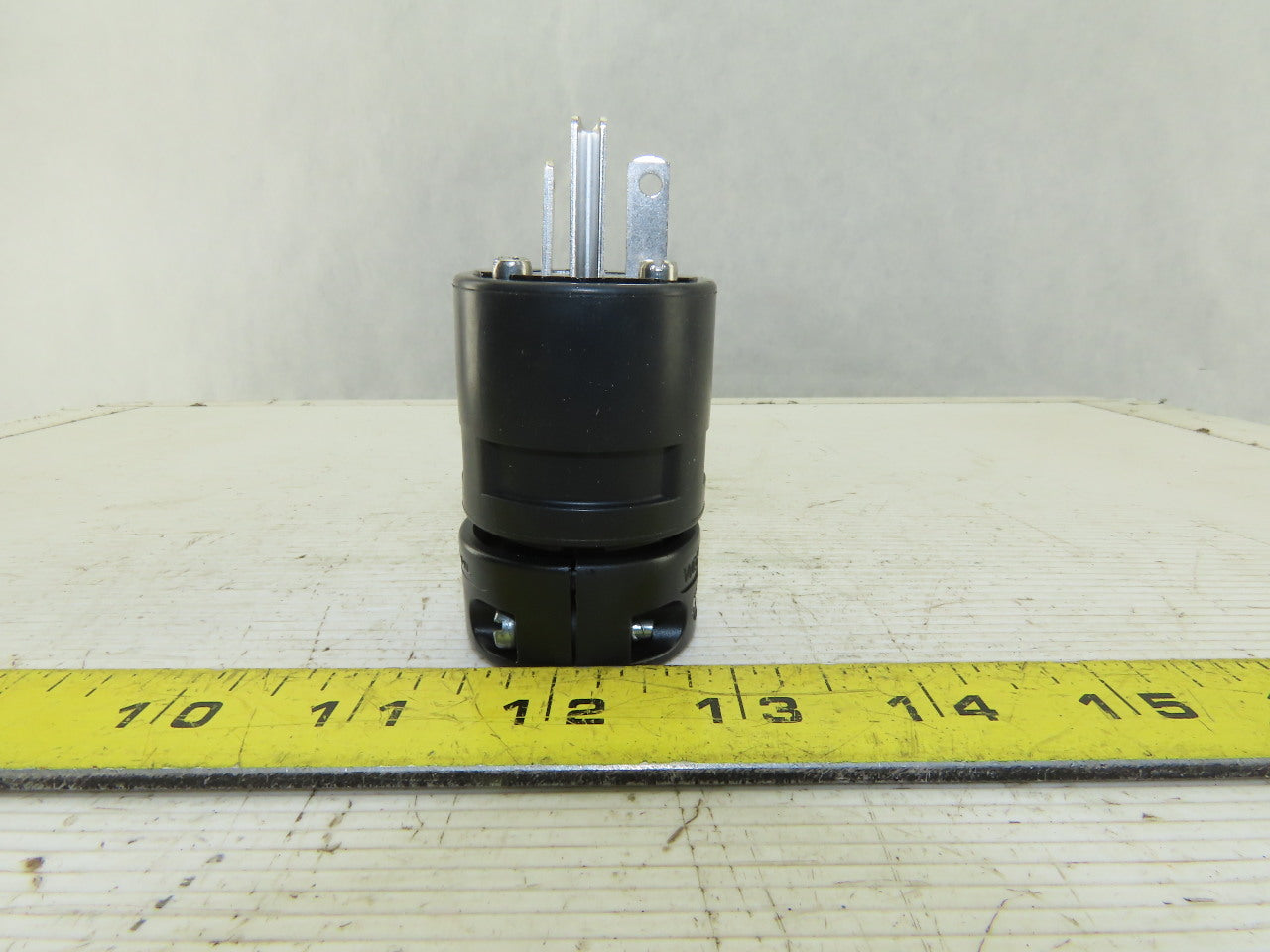 Woodhead 1433BLK Super Safeway  Industrial Straight Blade 20A 125V Cord Plug