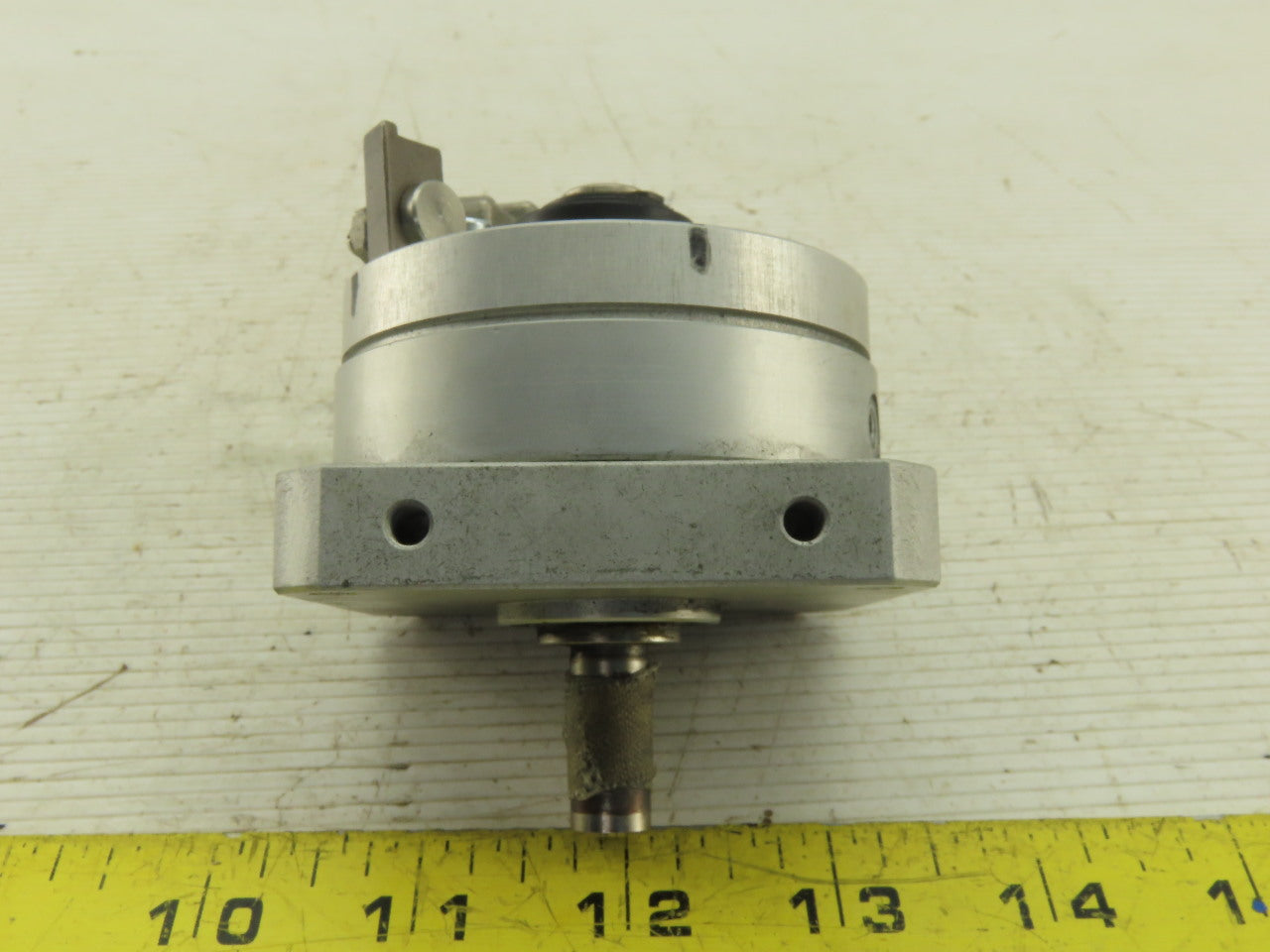 Festo DSM-16-270 P-CR Semi Rotary Actuator 0-270° Turn 145 PSI