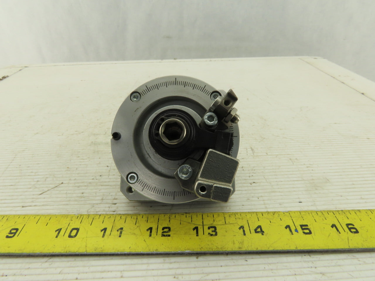 Festo DSM-16-270 P-CR Semi Rotary Actuator 0-270° Turn 145 PSI