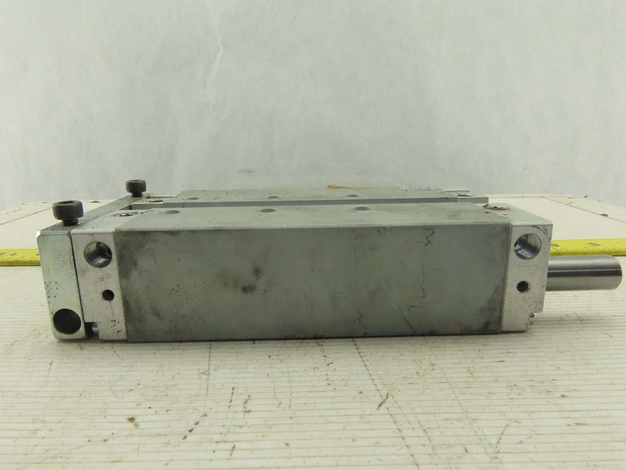 Festo DFM-25-100-8-PPV-A-KF Single End 4" Stroke Pneumatic Guided Drive Cylinder