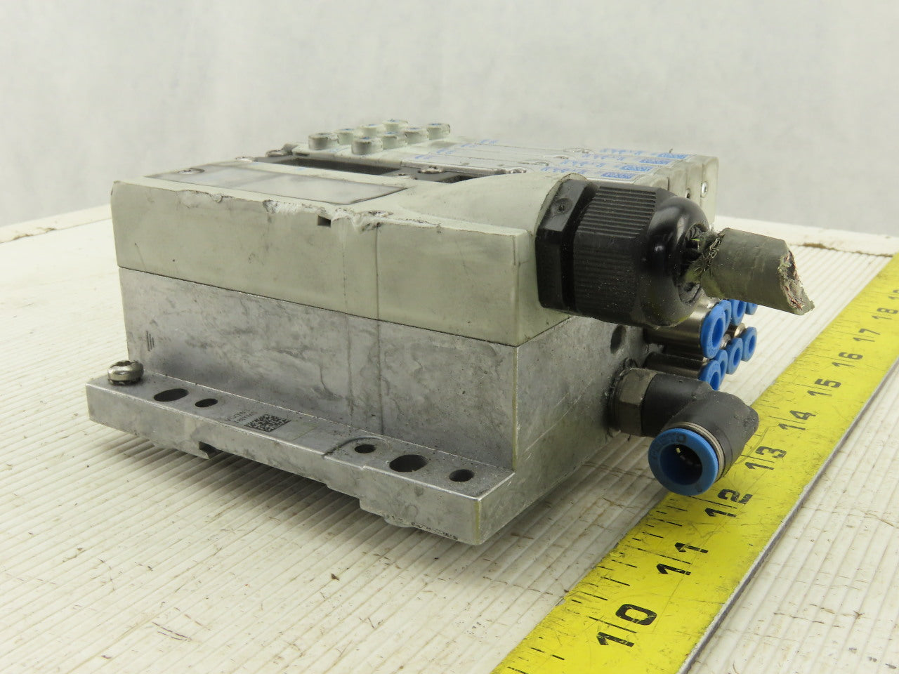 Festo VMPA-KMS2-24-5-PUR Pneumatic Logic With 4 Solenoid Valves