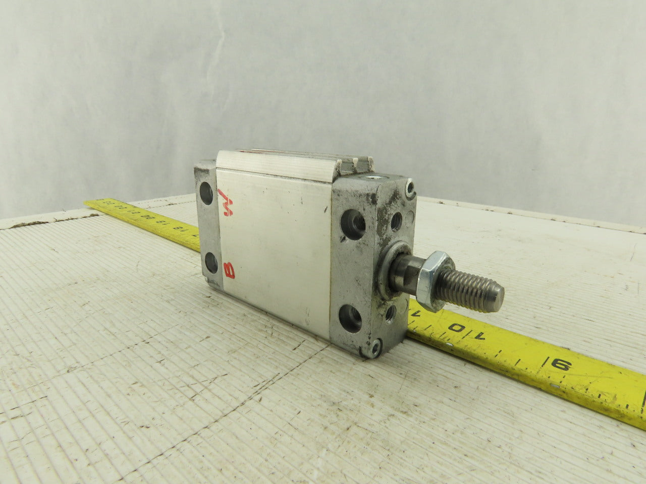 Festo 161264 DZF-32-25-A-P-A Pneumatic Air Flat Cylinder 25mm Bore 32mm Stroke