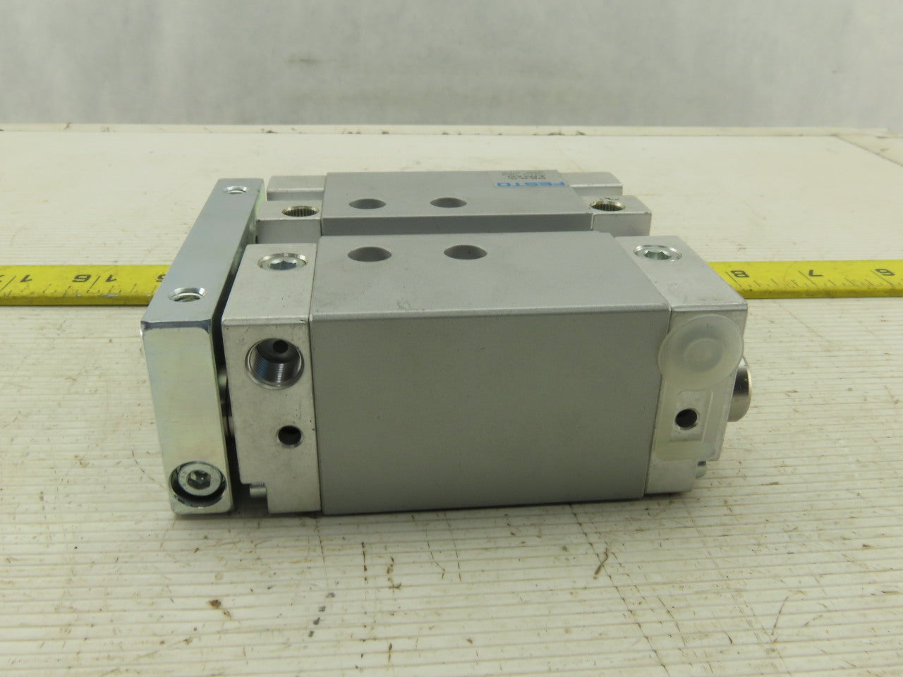 Festo 532317 DFM-25-25-B-PPV-A-GF Pneumatic Guide Cylinder 25mm Bore 25mm Stroke