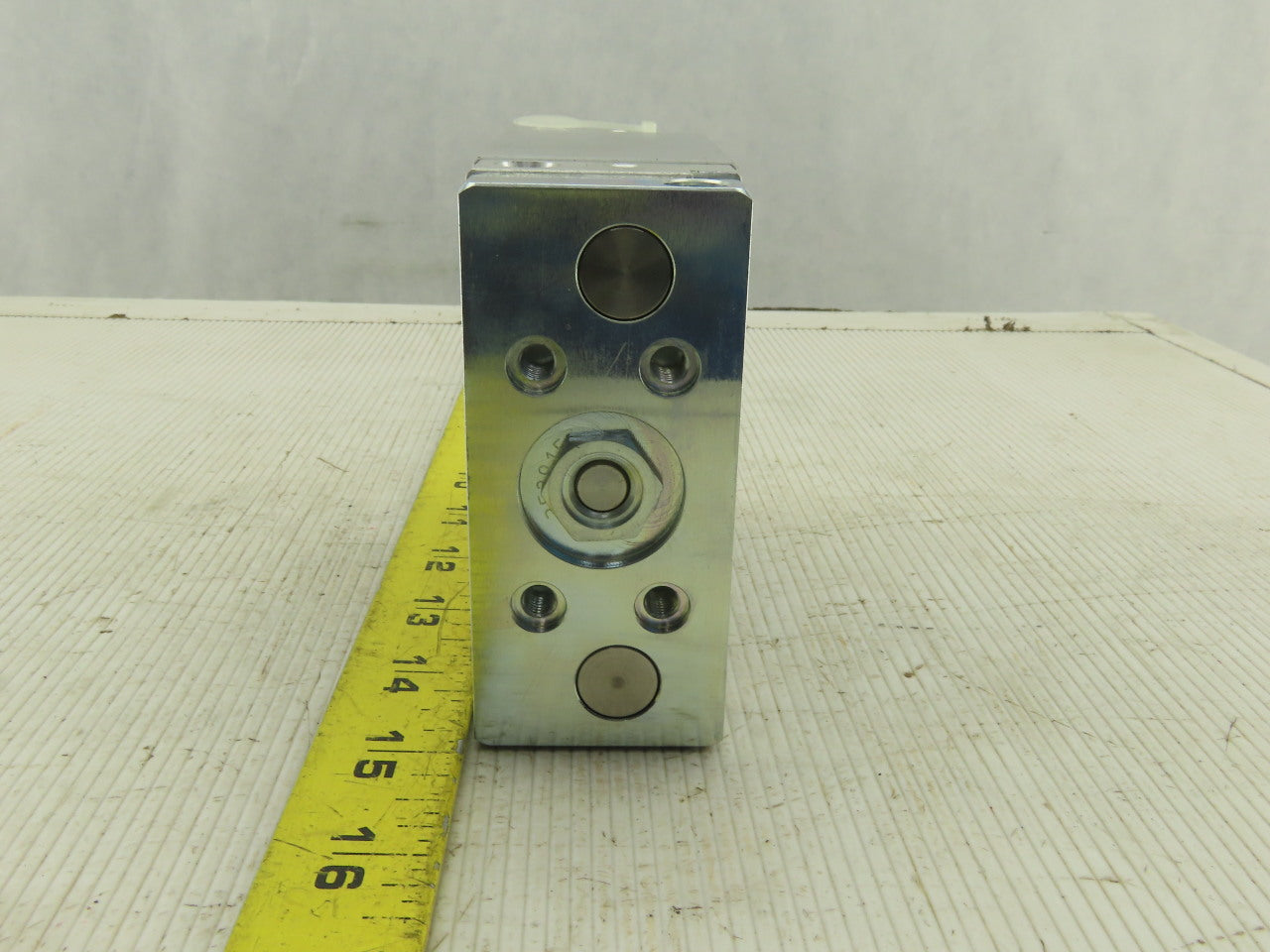 Festo 532317 DFM-25-25-B-PPV-A-GF Pneumatic Guide Cylinder 25mm Bore 25mm Stroke