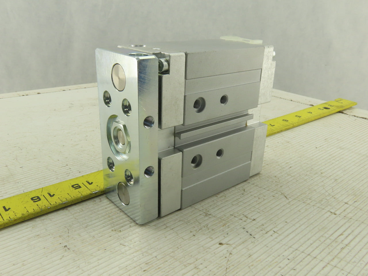 Festo 532317 DFM-25-25-B-PPV-A-GF Pneumatic Guide Cylinder 25mm Bore 25mm Stroke