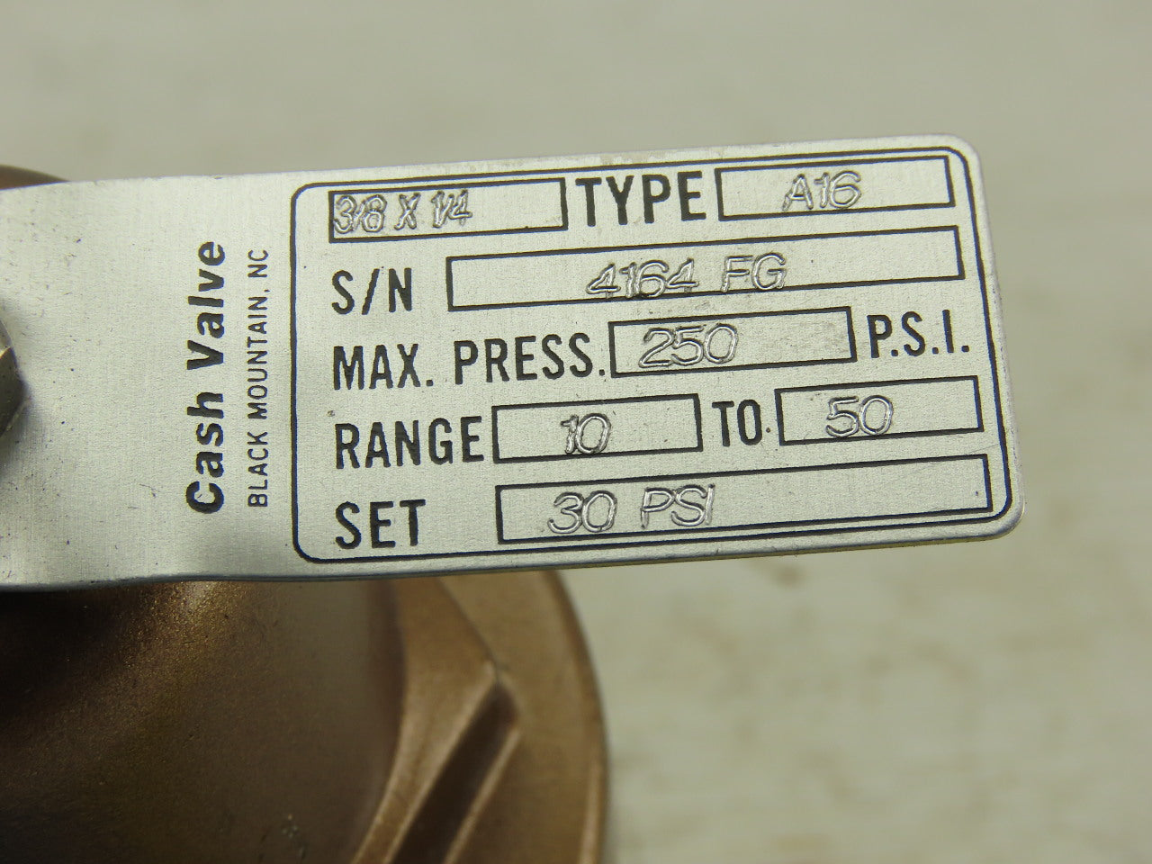 Cash Valve A16 3/8" x 1/4" NPT 3 Way Pressure Regulator 30PSI Set 250PSI MAX WOG