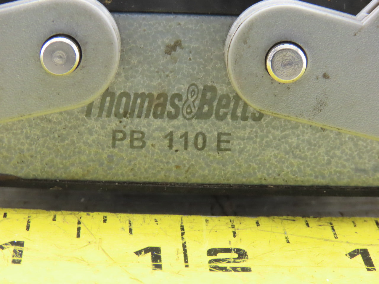 Thomas & Betts PB110E Lever Lock Electrical Base Connector 10 Pin Insert