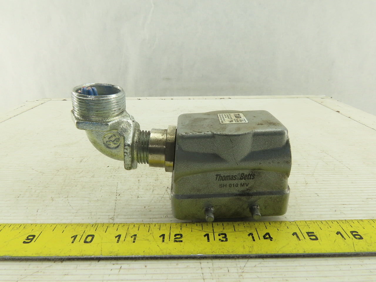 Thomas & Betts SH010MV Lever Lock Electrical Connector 10 Male Pin Insert