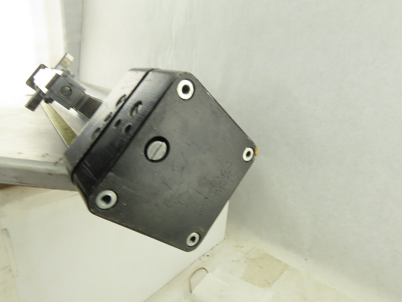 Origa Pneumatic Rodless Cylinder 45mm Bore 650mm Stroke