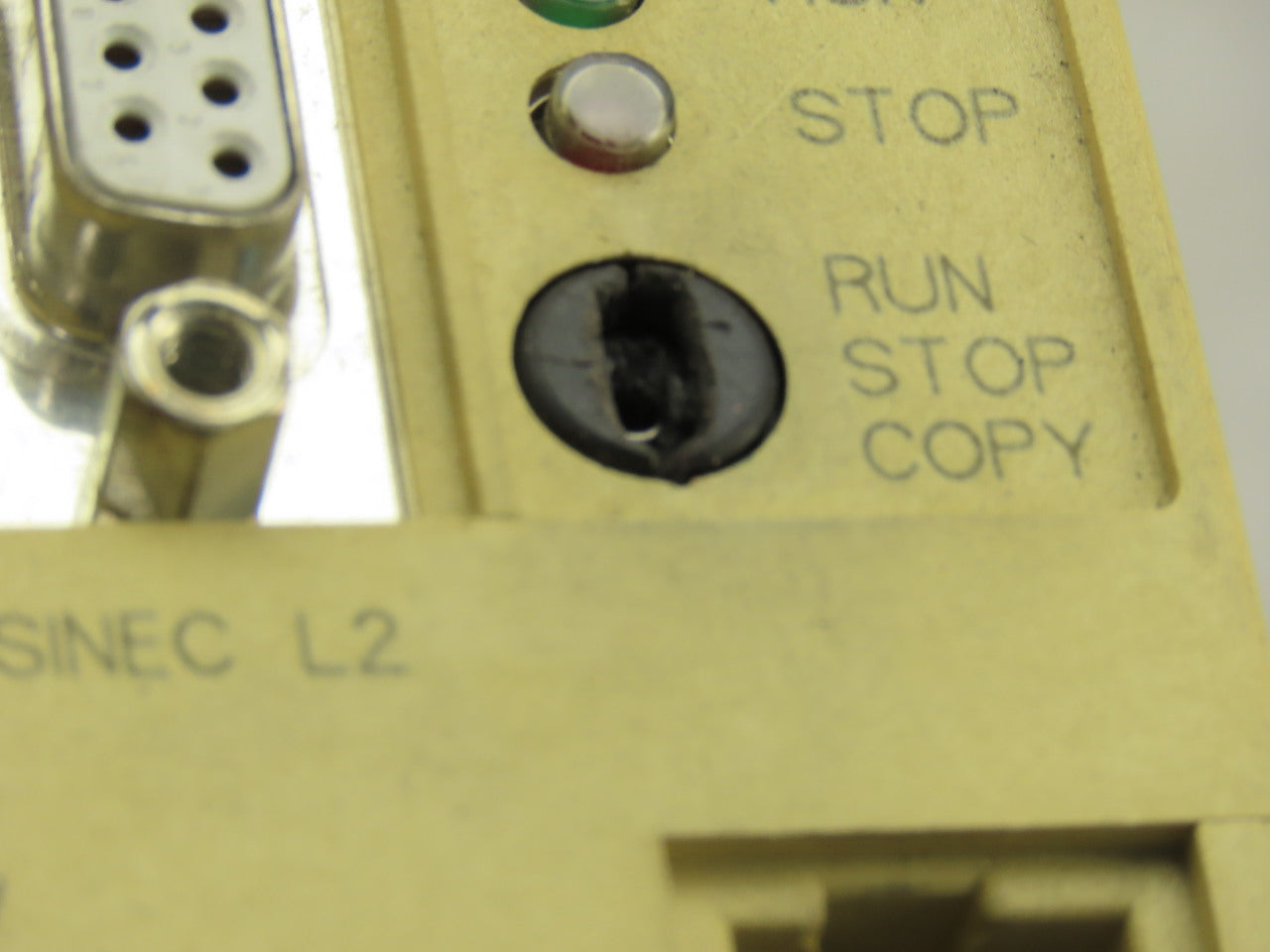 Siemens 6ES5-095-8MB02 S5-95U Processor Module Broken Toggle