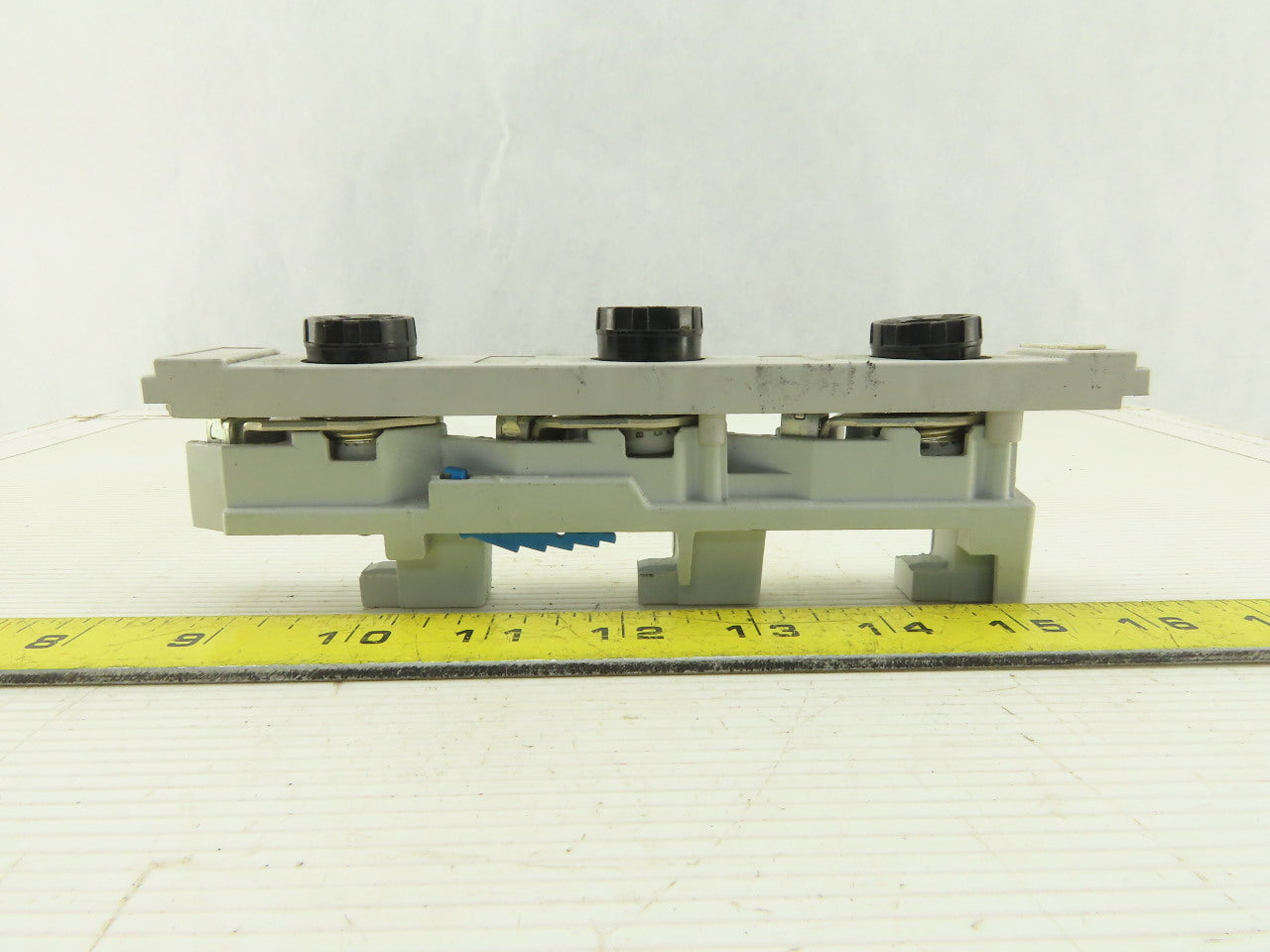 Siemens Buss Bar Bottle Fuse Holder 400V 3 Pole