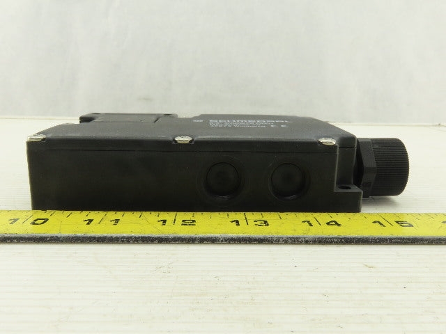 Schmersal 1164207 Safety Solenoid Interlock 250V 4kV