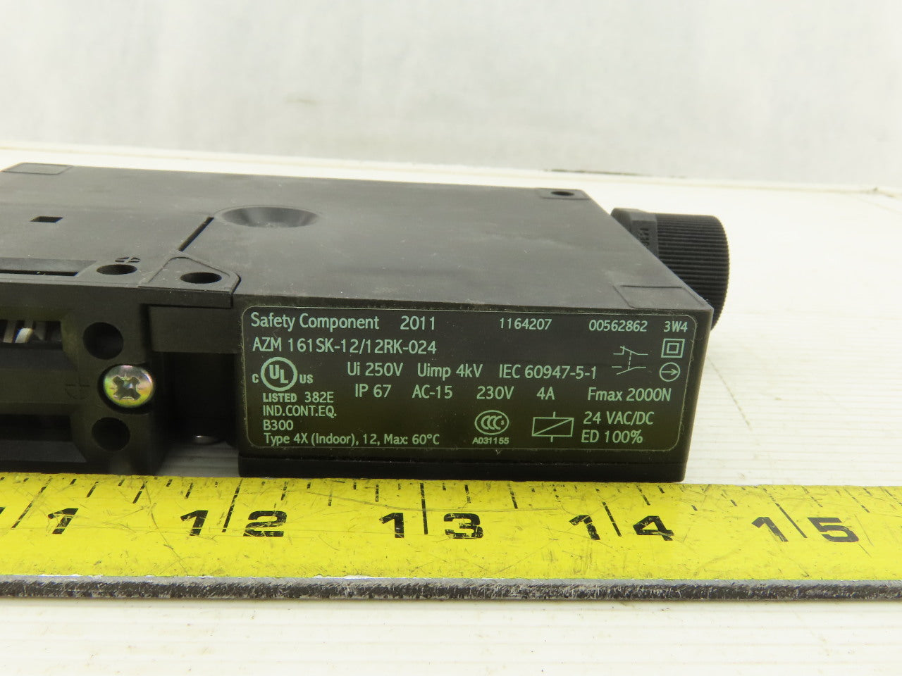 Schmersal 1164207 Safety Solenoid Interlock 250V 4kV