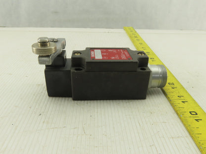 Euchner NZ1HS-3131 C1779 Limit Switch W/Base & Arm