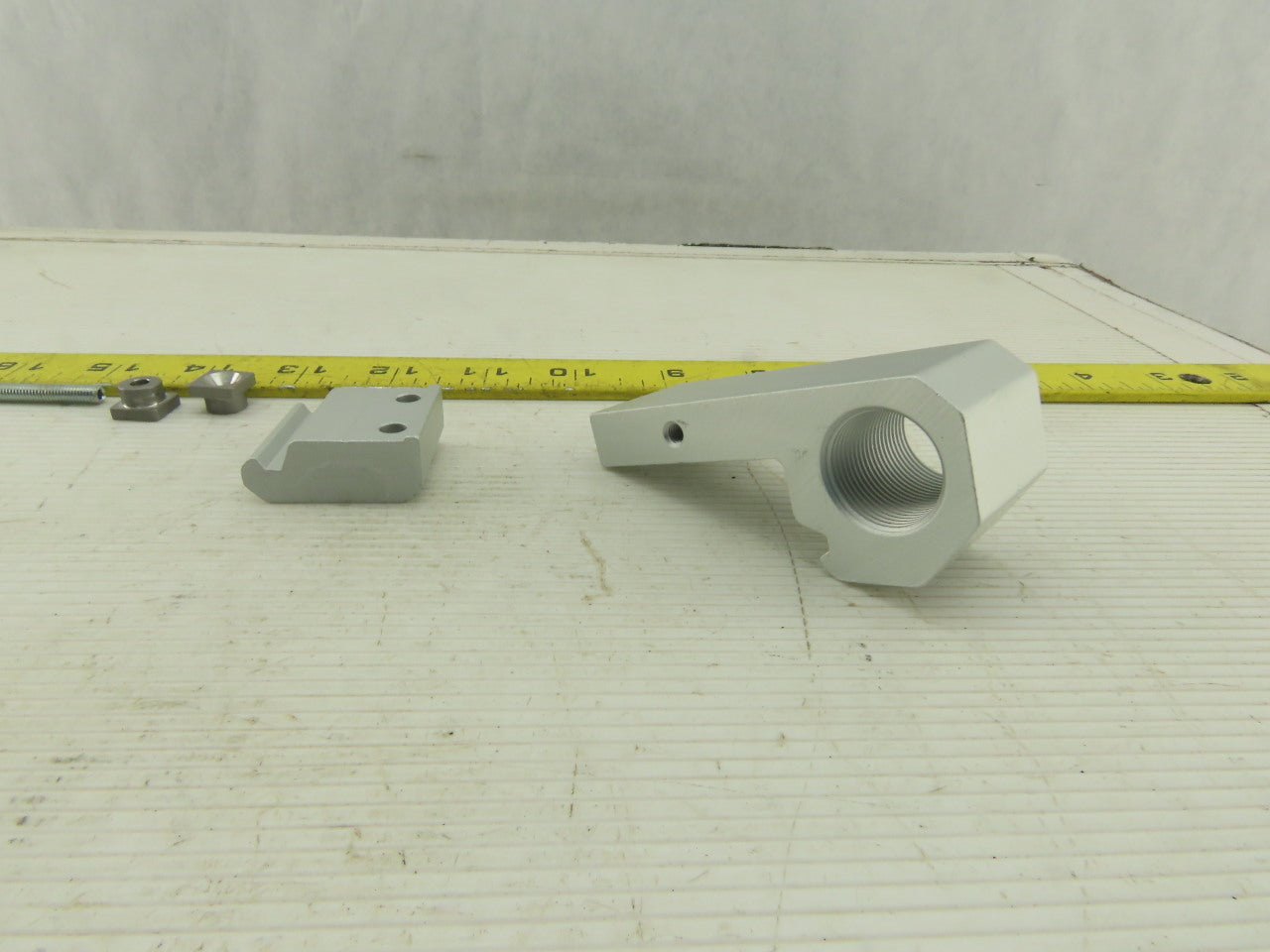 Festo KYP-40 158910 Rodless Cylinder Shock Absorber Clamp Bracket