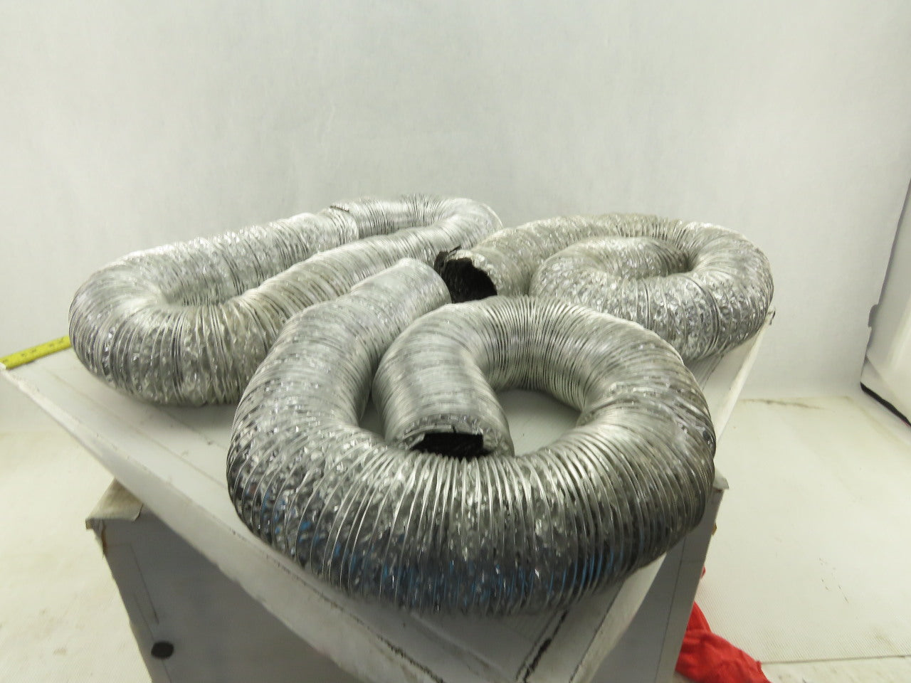 Deflecto Fl0325 Non Insulated Metallic Flexible Duct 3"x 53'' Silver 3 Pieces