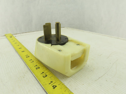 3 Pole 4 Wire 250V 30A Straight Blade Grounding Plug