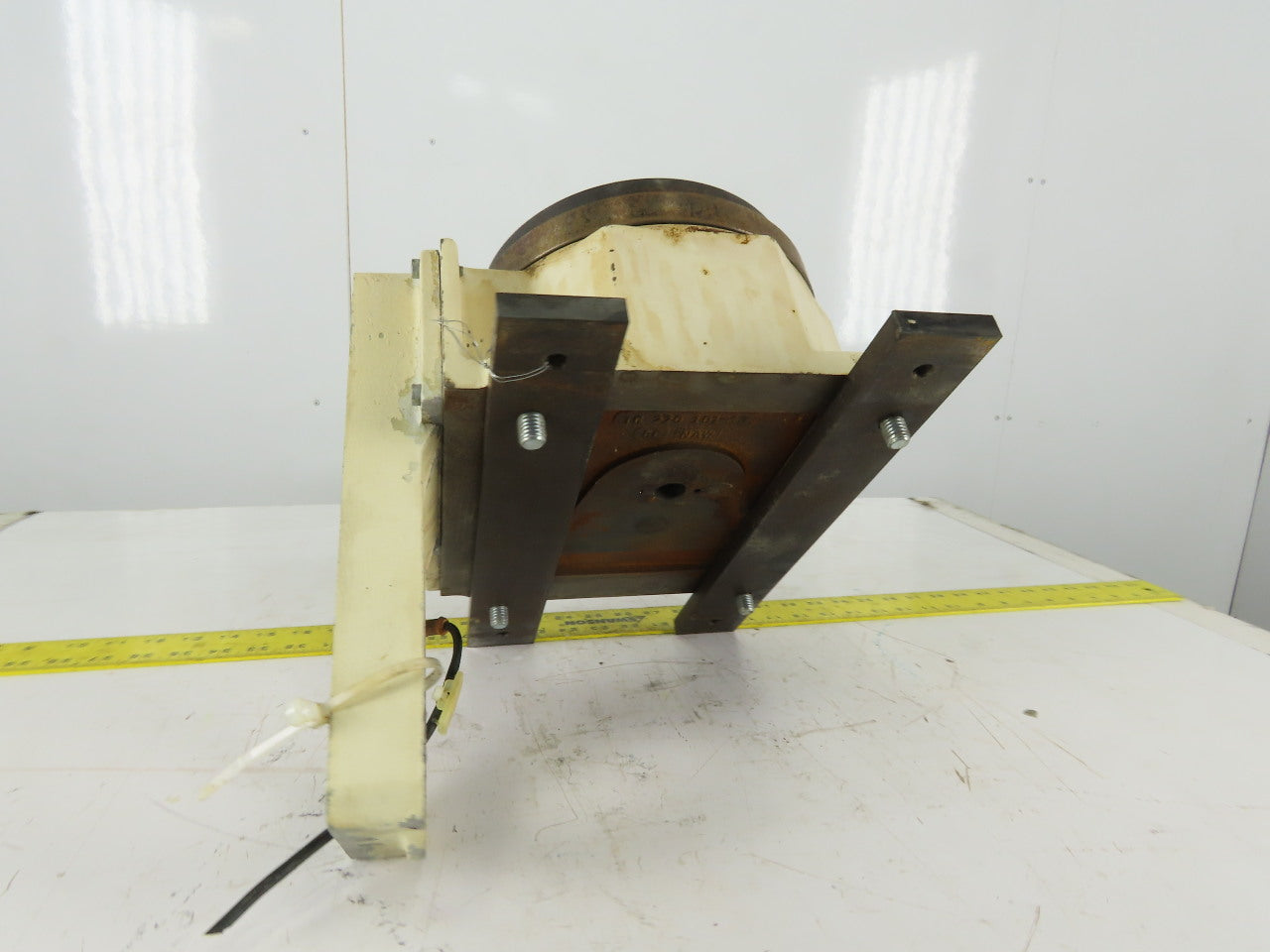 Weiss TC220-06 Rotary Turntable 6 Station No Motor
