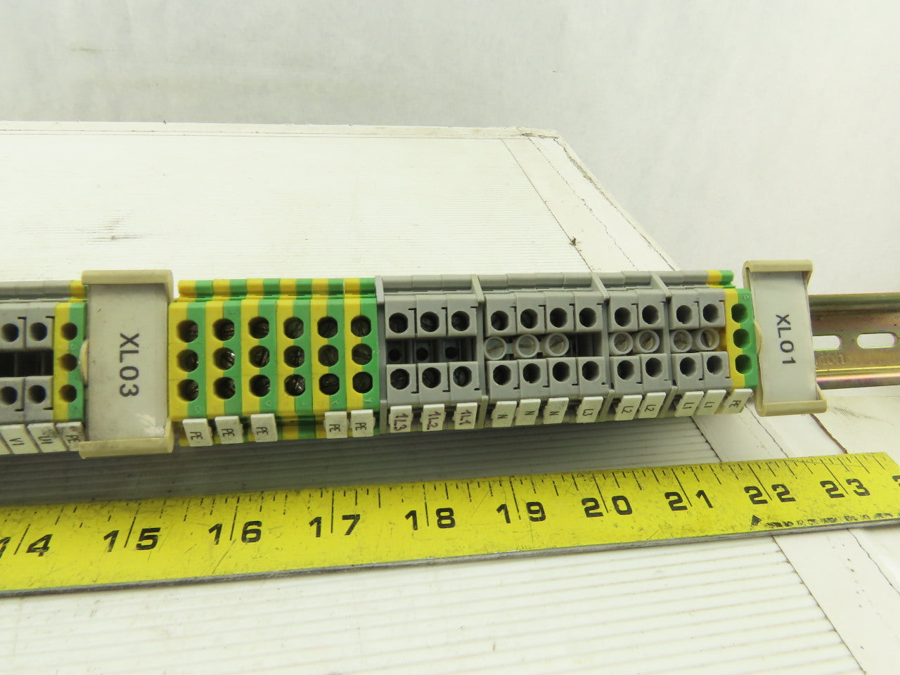Phoenix Contact USLKG 4 UK4 800V 25A 28-12AWG Wire Terminal Block Lot Of 70